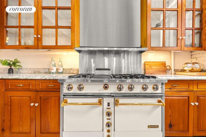 117 Prince Street, 5C Kitchen